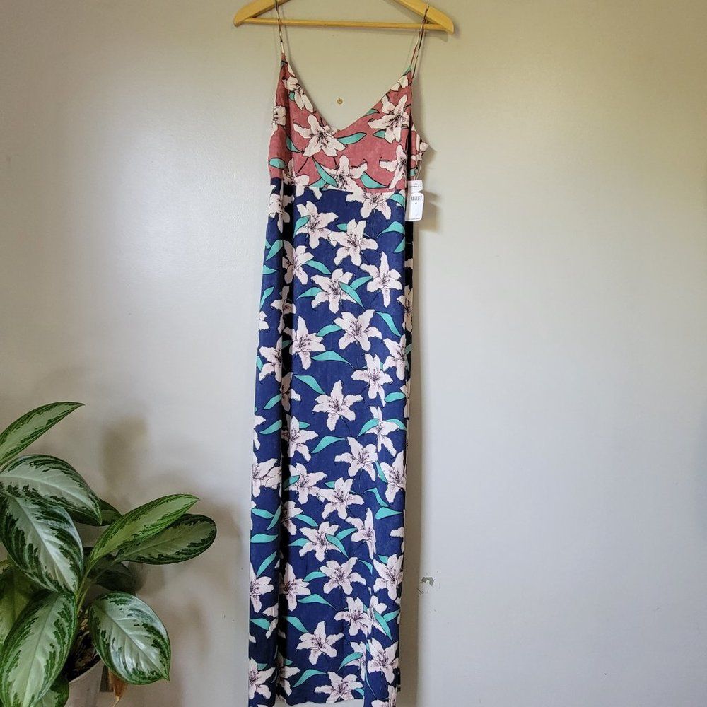 NWT O'NEILL FLORAL V NECK TANK MAXI DRESS SIZE M